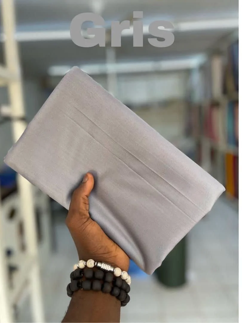 Tissu uni – Gris