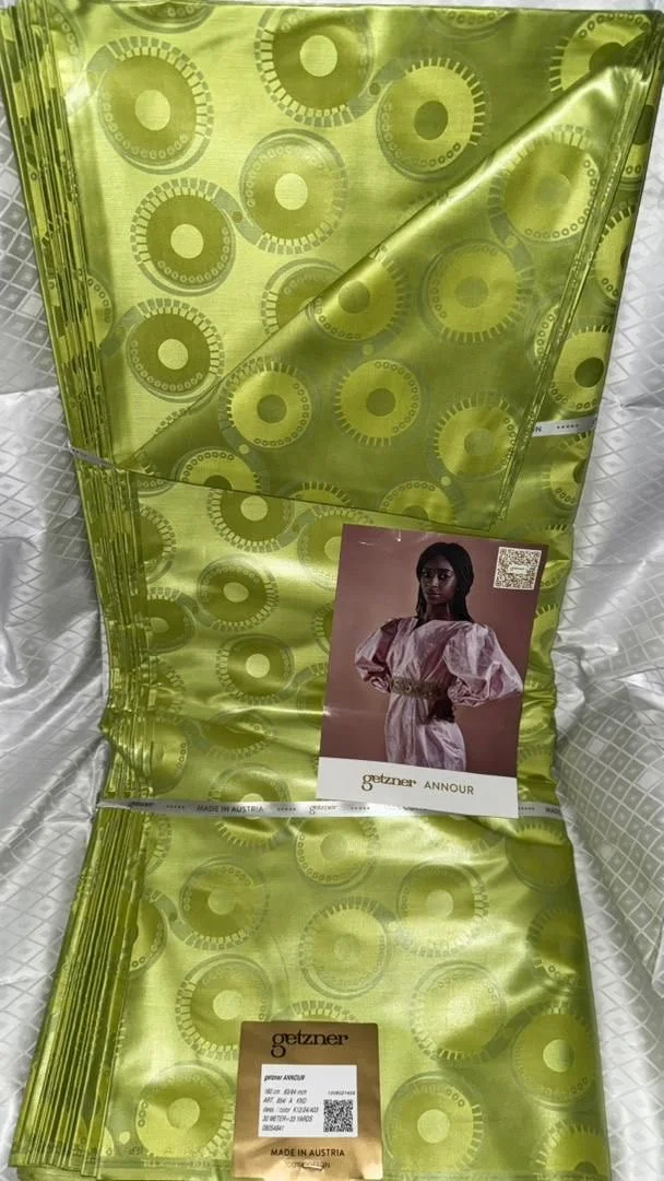 Bazin Getzner – Vert anis